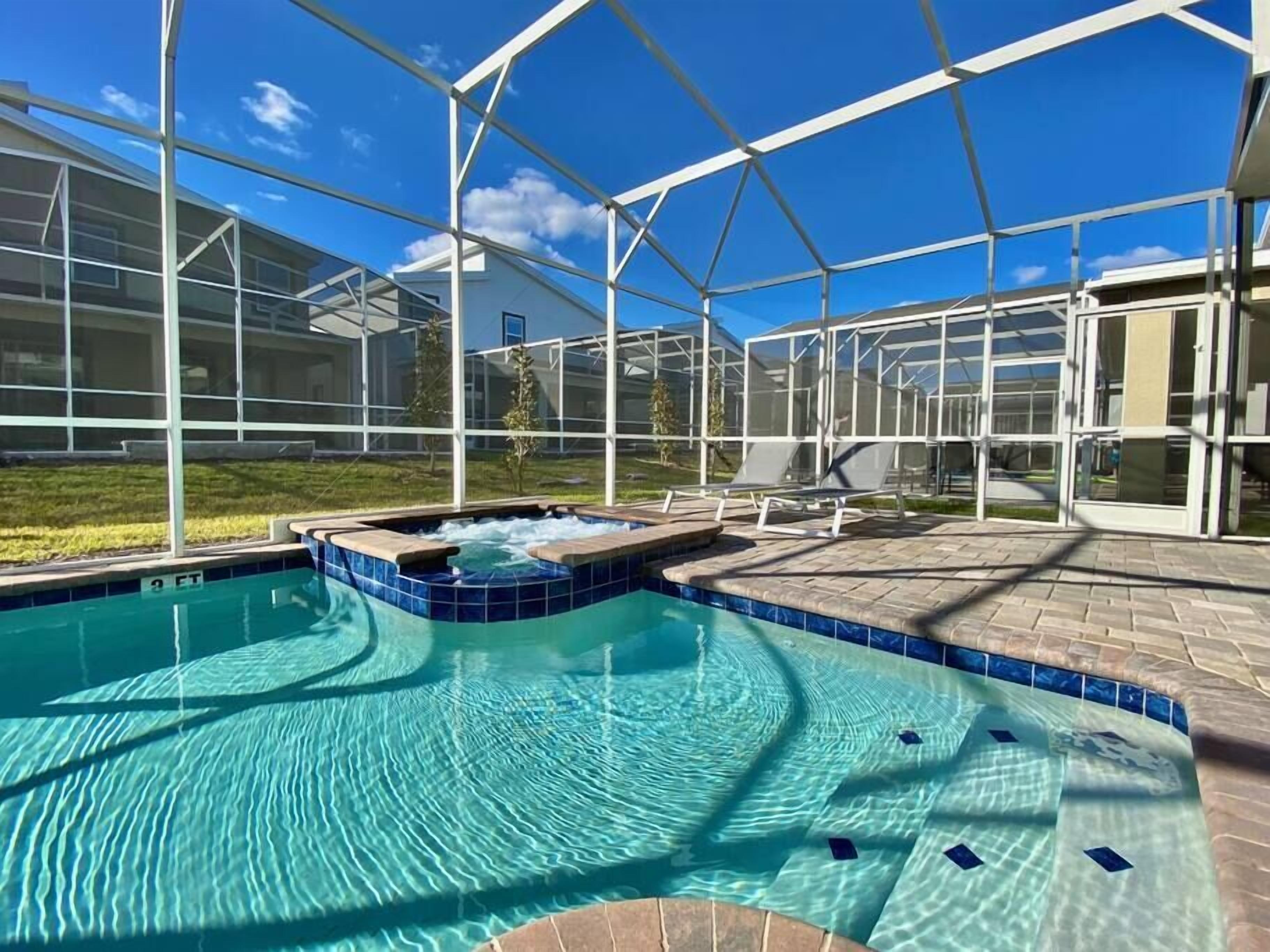 Beheizter Pool