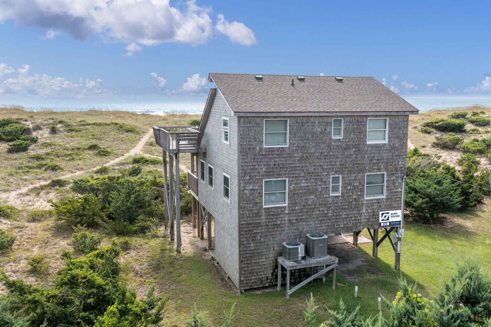 Steps from the Beach, No Problem! Oceanfront Cottage w/ Grill, Deck, and TVs