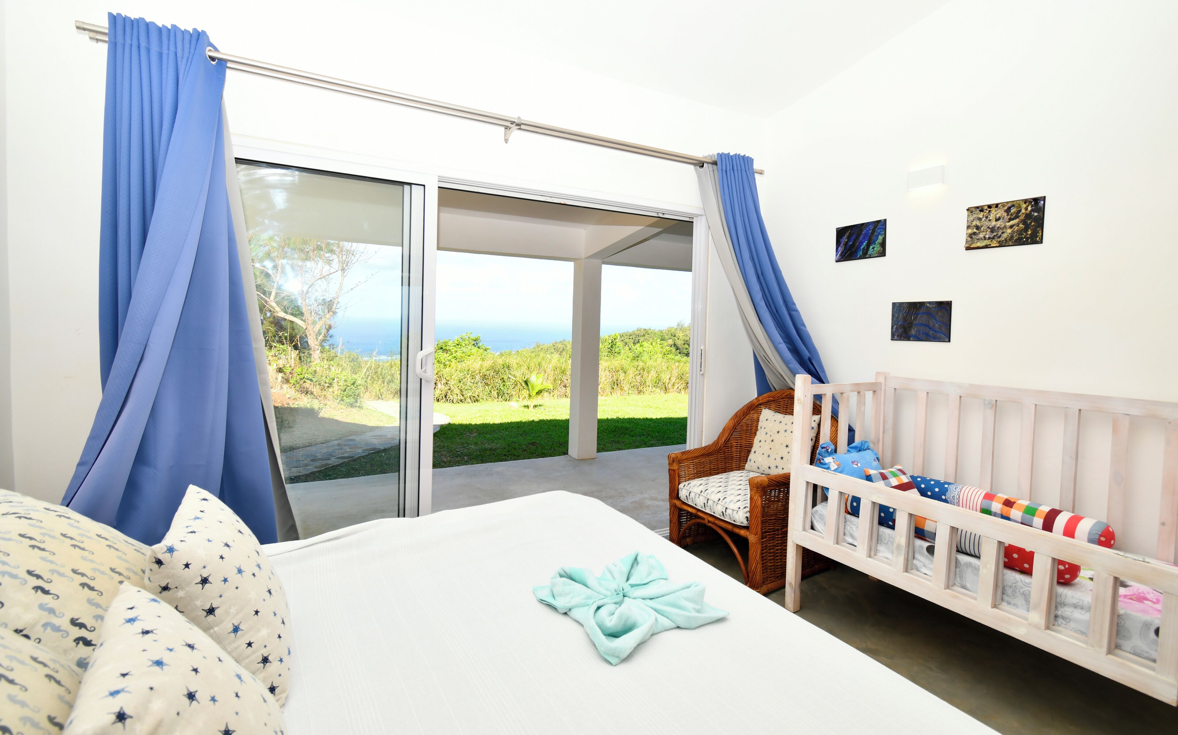 3 soverom, safe på rommet, strykejern/-brett og wi-fi (inkludert)