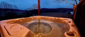 Best View in Hocking Hills~Hot Tub~Games~Fire Pit