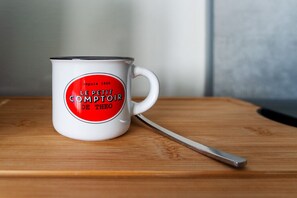 1 bedroom, iron/ironing board, travel crib, WiFi - THIS ACCOMMODATION IS NO LONGER AVAILABLE FOR BOOKING (Saint-Brieuc)