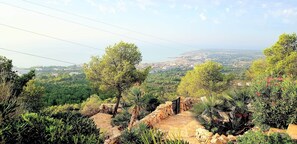 Property grounds - Breizas Family House – Pool, Ocean Views & BBQ, Breizas House with Private Pool (Alcossebre)