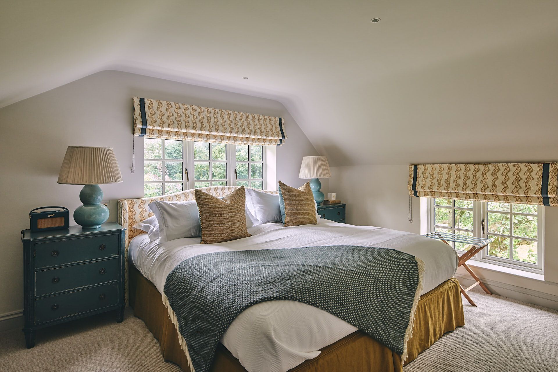 4 bedrooms, iron/ironing board, WiFi