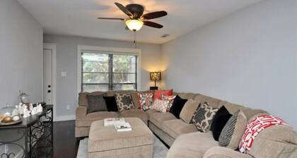 PRIVATE CONDO IN SPRING BRANCH