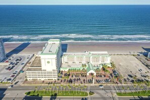 Exterior - Driftwood Dreams-Beachfront Ocean and River Views (Daytona Beach)