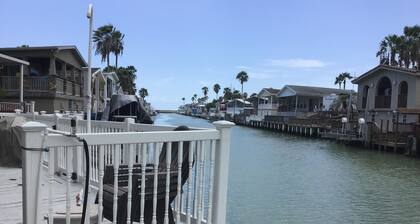 Ocean Overlook- 715 E Clam