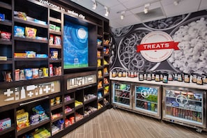 Snack bar - Hampton Inn Union City (Union City)