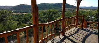 Hill Top Views Country Cabin I Scenic I Bandera
