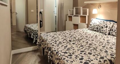 Apartment with outdoor courtyard in the heart of Florence