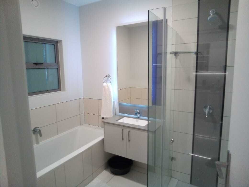 Classic-Studiosuite | Badezimmer | Duschwanne