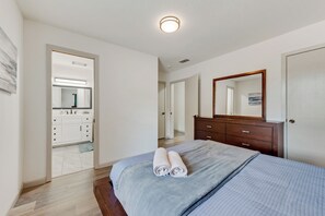 4 Schlafzimmer, Bügeleisen/Bügelbrett, Reisekinderbett, kostenloses WLAN