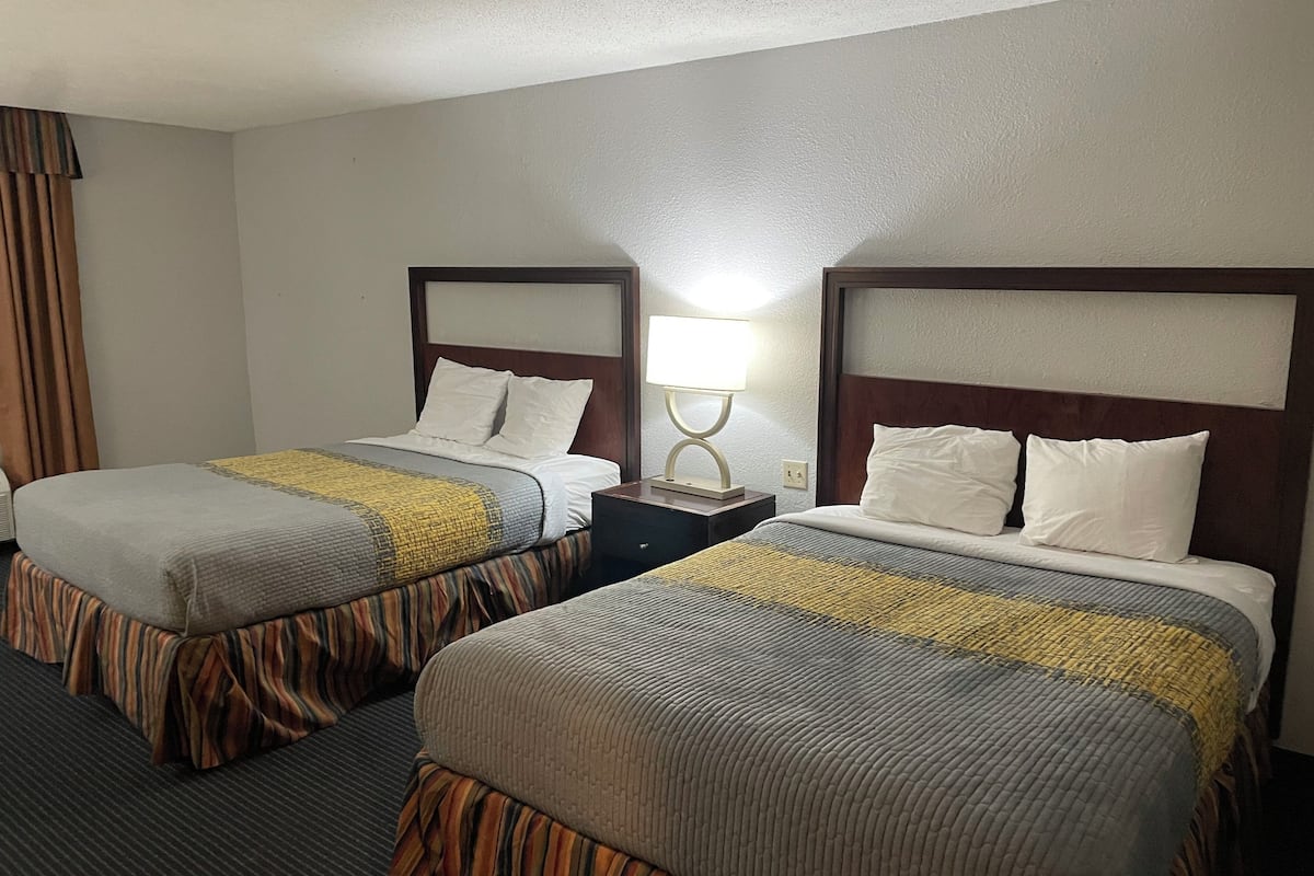 Standard Room, 2 Queen Beds, Non Smoking | Free WiFi, bed sheets