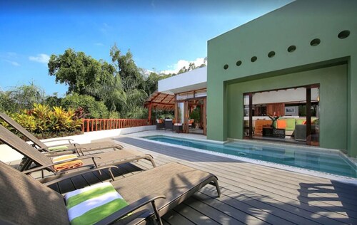 Villa Cherimoya in Sayulita with Private Pool and Easy Walk to Beach & Village