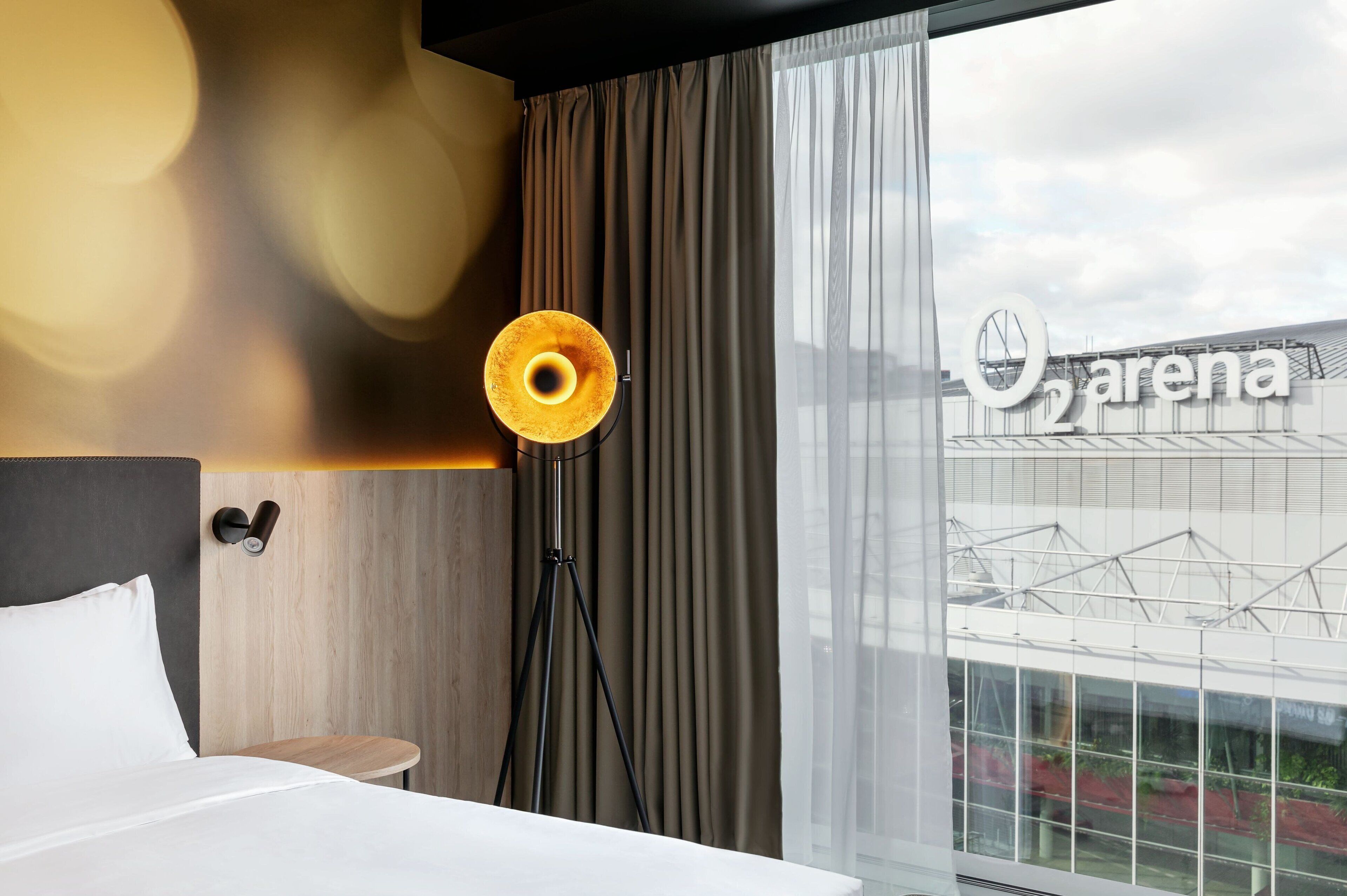 superior room, 1 king bed | 1 bedroom, in-room safe, desk, laptop workspace