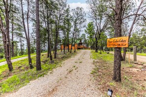 Property grounds - Four Cubs by Ruidoso Vacation Rentals (Ruidoso)