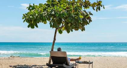 Luxury Beachfront Villa with private pool at Nantipa