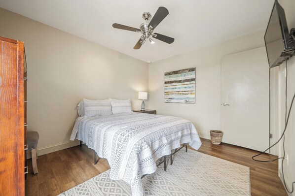 2 bedrooms, WiFi, bed sheets