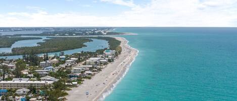 Beach nearby, beach towels