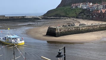 Una spiaggia nelle vicinanze