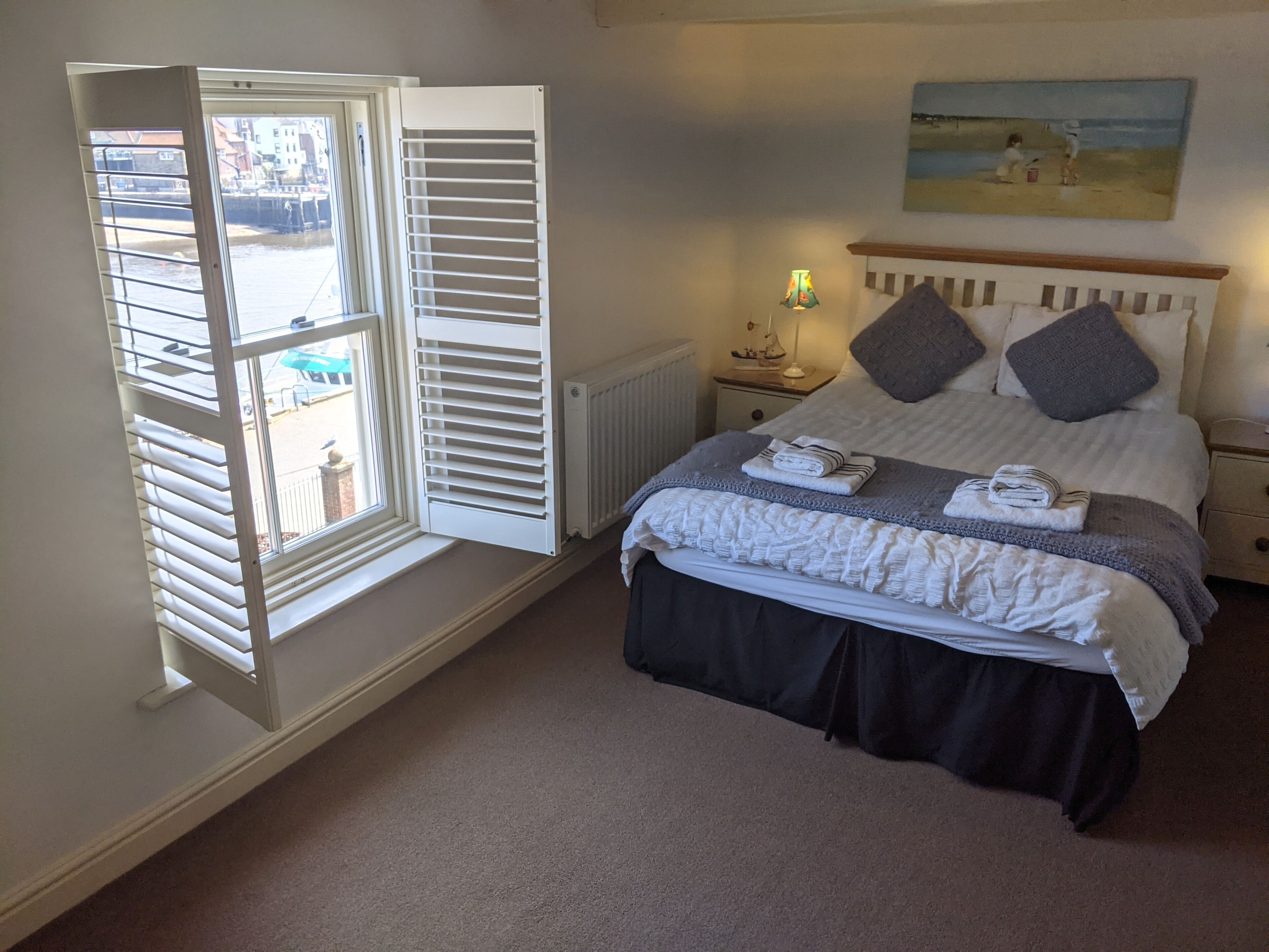 2 sovrum och sängkläder