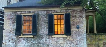 Elegant & Historic 1805 Thomas January Hemp House
