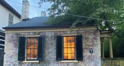 Elegant & Historic 1805 Thomas January Hemp House