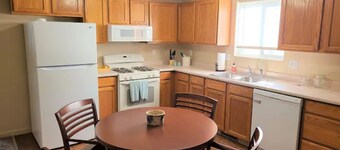 Welcoming Charming Pueblo West Home