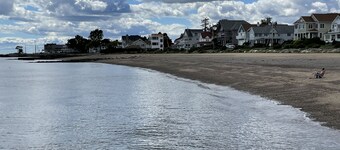Beachy Bay Breeze Bungalow