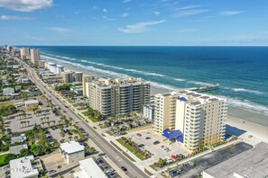 Overlooking the ocean, this hotel offers stunning views from its high-rise balconies.