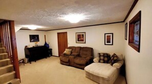 TV, DVD player