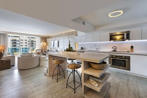 Fridge, microwave, oven, stovetop - Luxurious 1/1 Ocean View Condo 1416 - Located at 1 Hotel & Homes South Beach (Miami Beach)