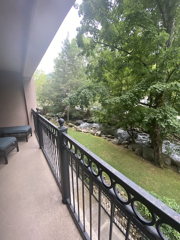 Balcony view - pic 4