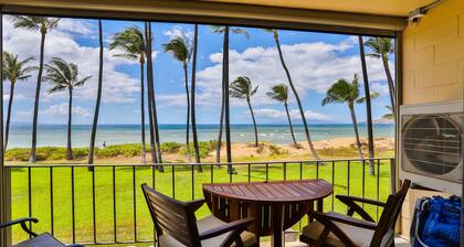 Exceptionally Remodeled Oceanfront, Sunsets, A/C, King bed Hale Kai O Kihei
