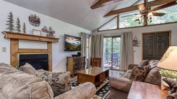 Televisor intel·ligent i llar de foc