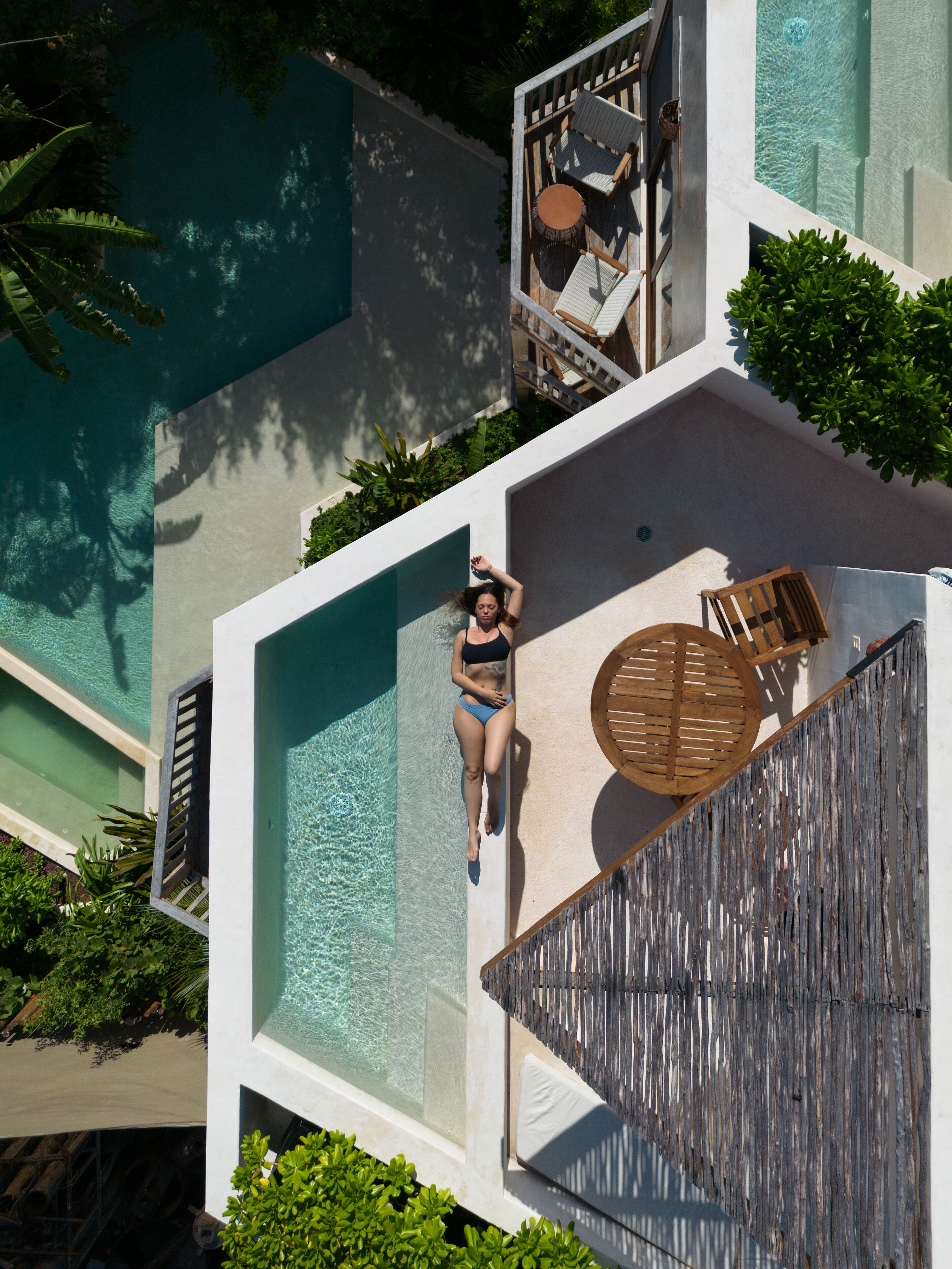 Outdoor pool, open 8:00 AM to 10:00 PM, pool umbrellas, sun loungers