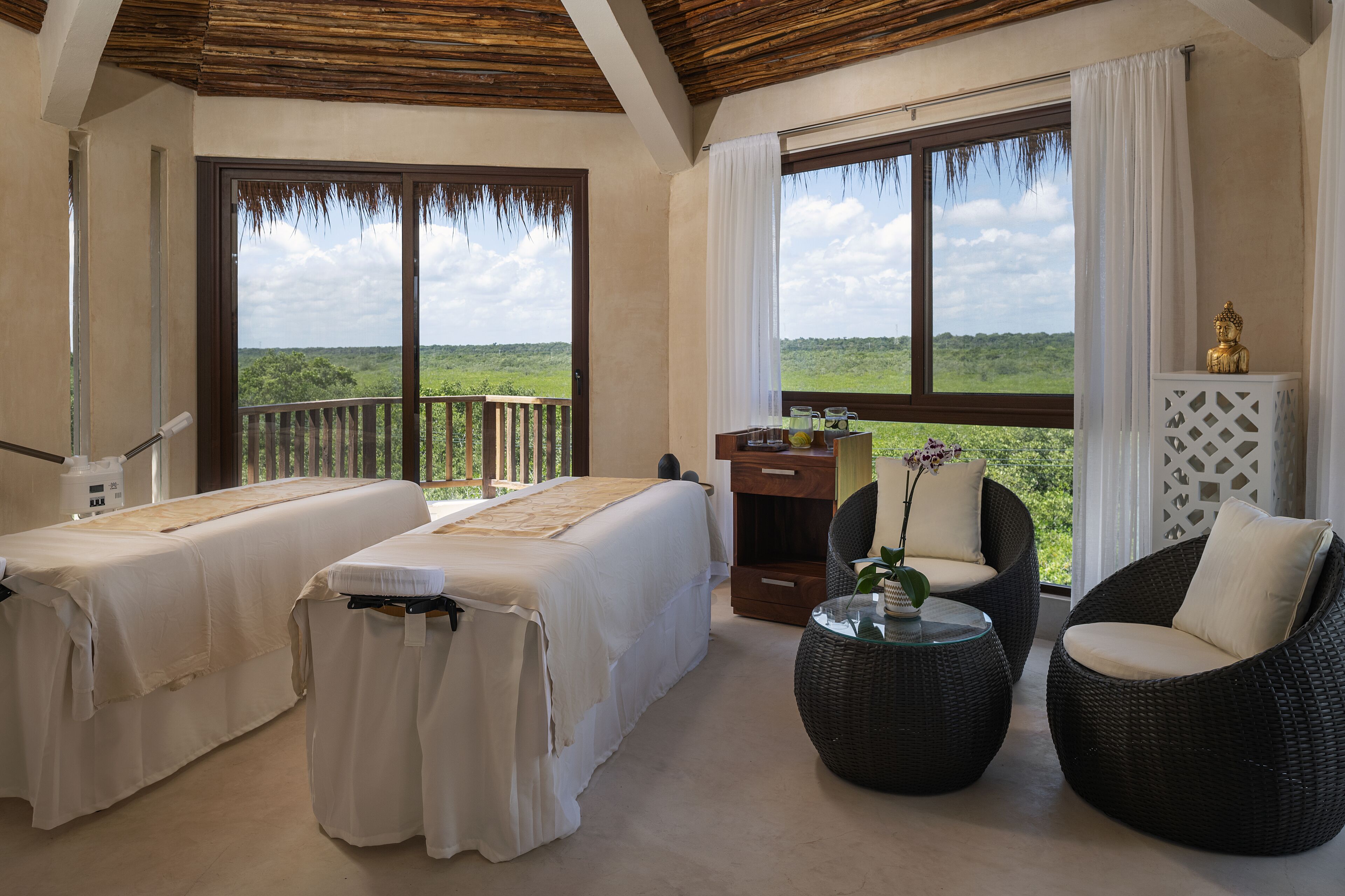 Espace de soins pour les couples, soins corporels, soins d'aromathérapie