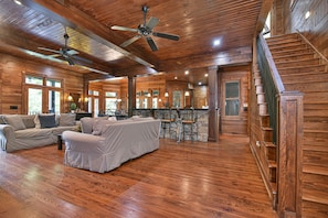 Smart TV, fireplace, DVD player