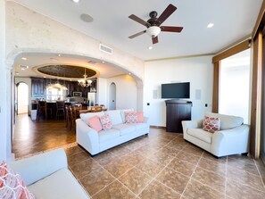 TV - Esmeralda Beach Resort 2 Bedrooms Condo A 203 (Puerto Peñasco)