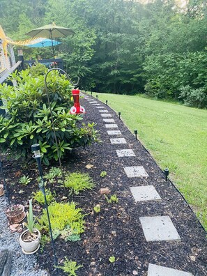 Property grounds - Berry Mountain Escape (Sylva)