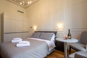 2 slaapkamers, een strijkplank/strijkijzer, wifi, beddengoed