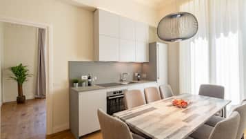 Kühlschrank, Ofen, Herdplatte, Geschirrspüler