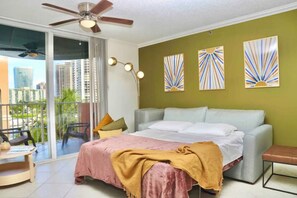 1 bedroom, desk, iron/ironing board, WiFi