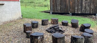 Bunkhouse at English Mountain-Unlimited creek access-Farm Views