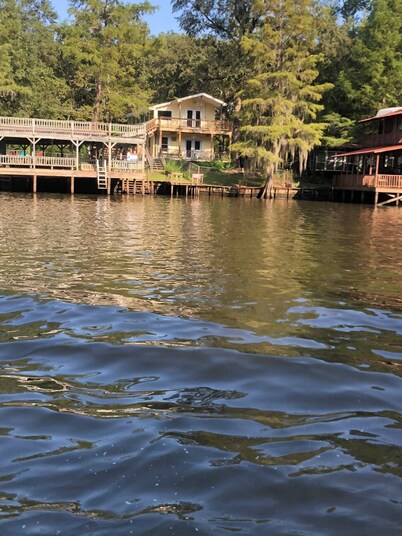 Avail this weekend, Romantic, Kayaks!