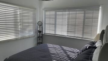 3 bedrooms, iron/ironing board, WiFi