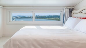 บริเวณภายนอก