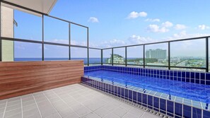 Basic Room, 2 Bedrooms (402(Gaebyeolsuyeongjang,Spa)) | 1 bedroom, free WiFi - Gangneung Kwiseute Spapension (Gangneung)