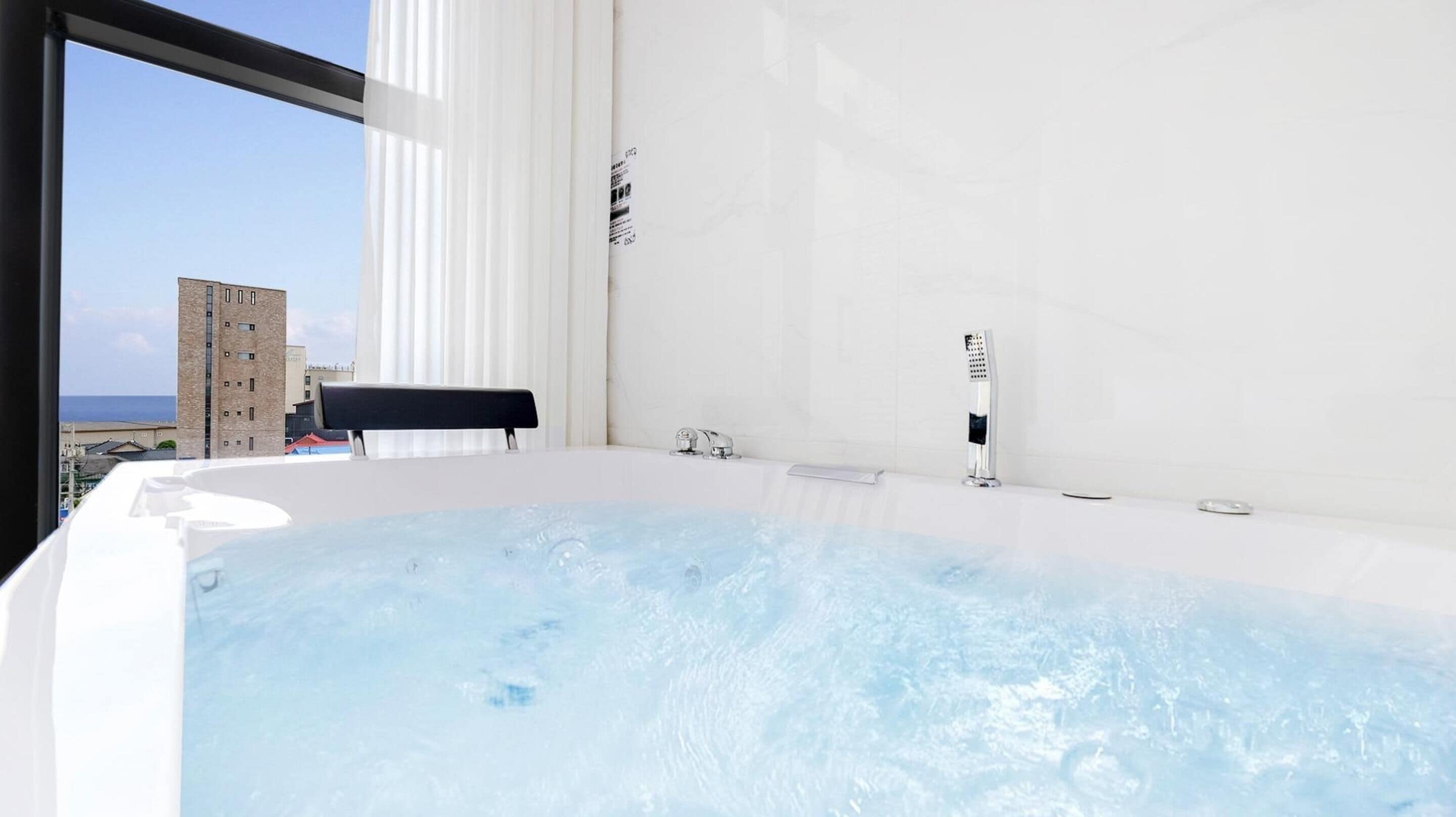 Basic-værelse - 2 soveværelser (402(Gaebyeolsuyeongjang,Spa)) | 1 soveværelse, gratis Wi-Fi