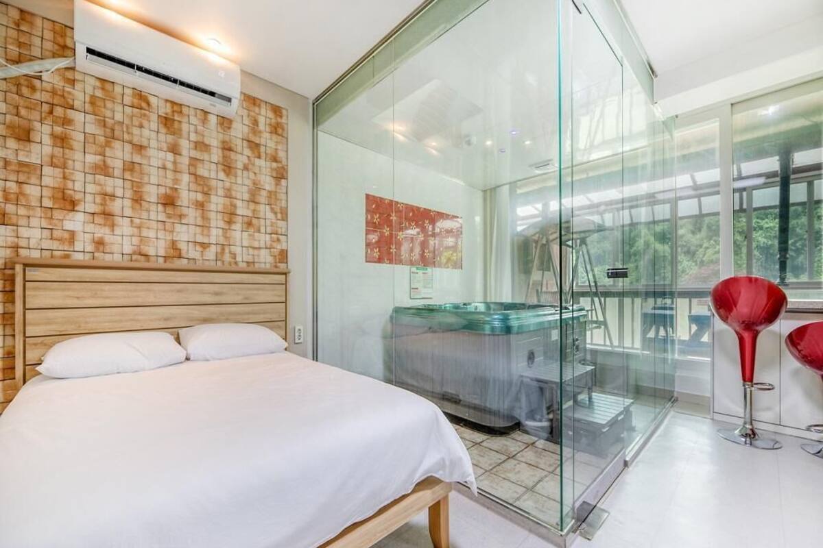 Kamar Basic, 1 kamar tidur (A-102 (SPA)) | 1 kamar tidur dan Wi-Fi gratis