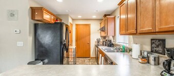 Serenity in Prime Everett Craftsman Near Boeing!